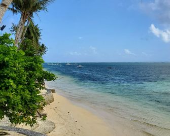 Patrick's on the Beach - General Luna - Beach