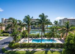 Your Oceanview oasis awaits! - Jensen Beach - Pool