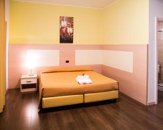 Groane Hotel Residence - Cesano Maderno - Habitación