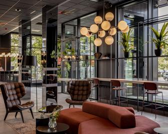 Radisson Red Oslo Okern - אוסלו - לובי