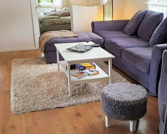 6 Person Holiday Home in Bollnaes - Bollnas - Wohnzimmer