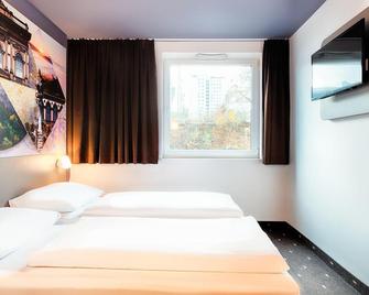 B&B Hotel Kaiserslautern - Kaiserslautern - Quarto