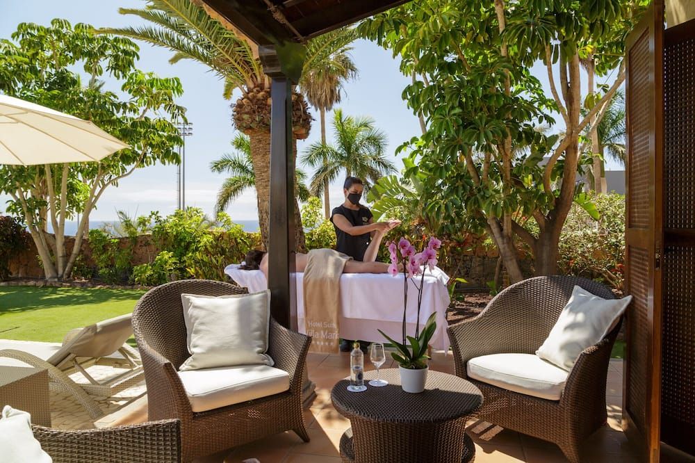 Hotel Suite Villa Maria - אדייחה - פטיו
