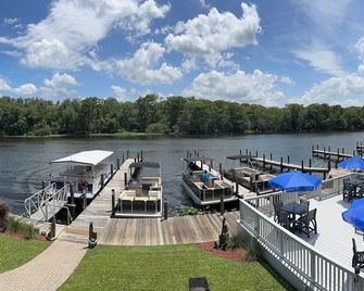 Hontoon Landing Resort & Marina - DeLand