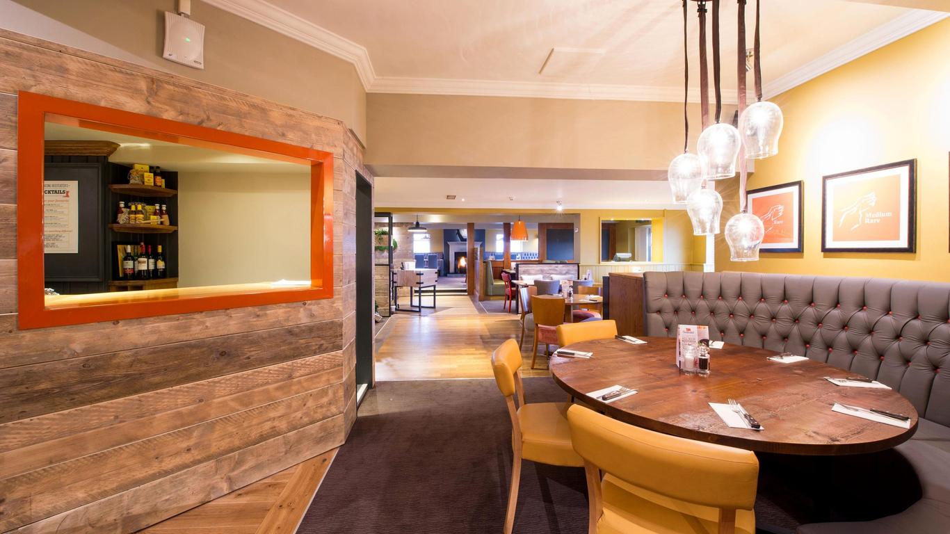 Premier Inn Chesterfield West