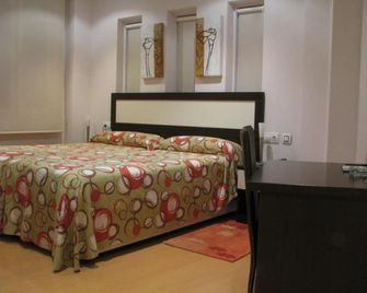 Hotel Elizalde - Oiartzun - Schlafzimmer