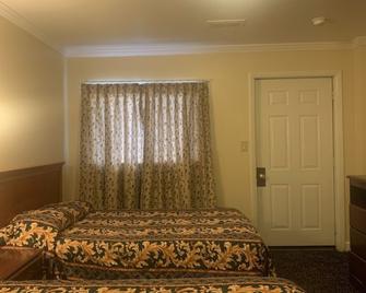 River Inn Motel - Fox River Grove - Bedroom