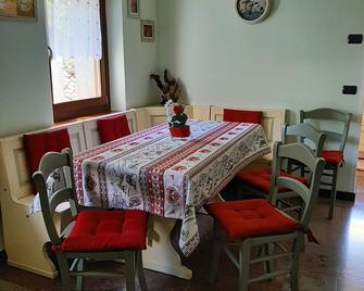 Kalipè Dolomiti - Longarone - Sala de jantar