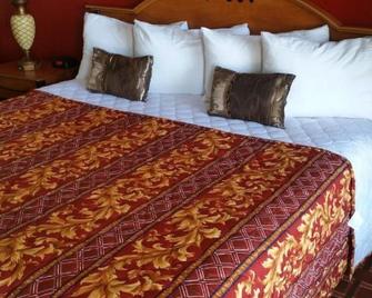 Palms Inn - Dania Beach - Bedroom