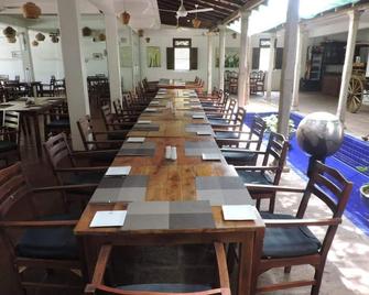 Pigeon Island Beach Resort - Trincomalee - Restaurant
