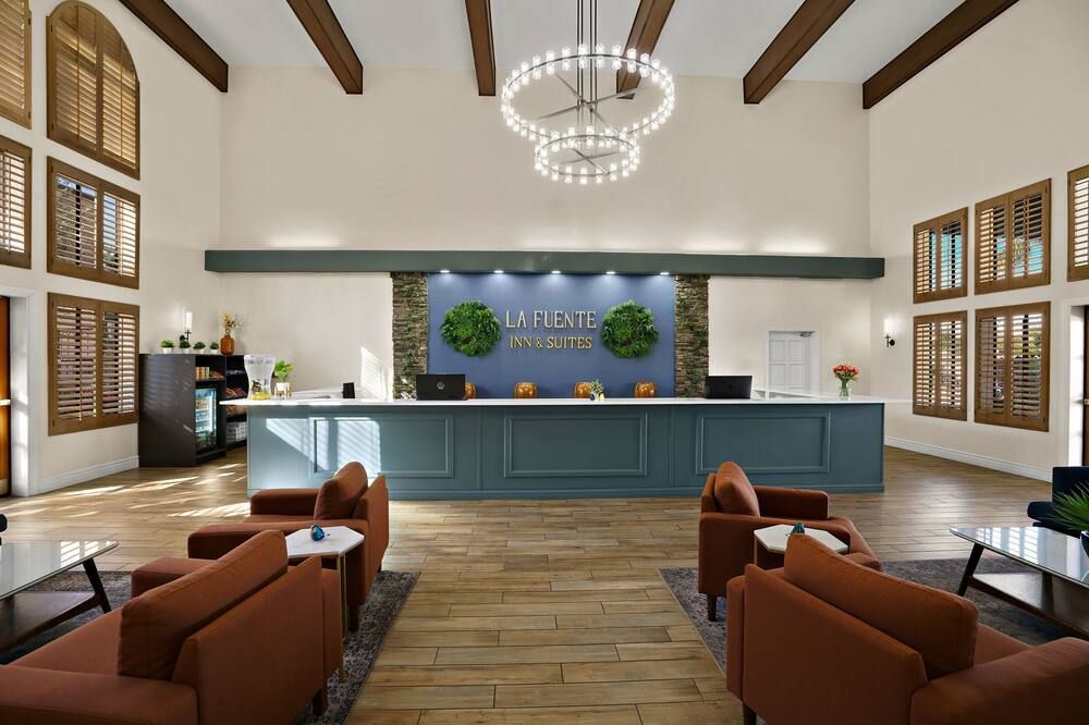 لا فوينتي إن آند سويتس - يوما - ردهة