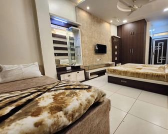 Hotel Anantshree Inn Shree Mahakaleshwar Temple Ujjain - Ujjain