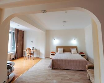 فيلا آروس - تشيسيناو - غرفة نوم