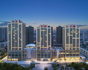 Ye Yu Chen Esports Cinema Hotel (Xingtai Tianyicheng Qixi Easy Shopping Store) - Xingtai - Building
