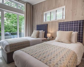 Willow Lodge | sleeps 4 - Hot Tub, Dog Friendly - 5 Gold Award - Pickering - Chambre