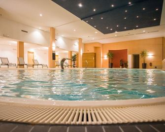 Der schöne Asten - Resort Winterberg - Winterberg - Pool