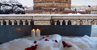 Jacuzzi Rooms - Rome - Room amenity