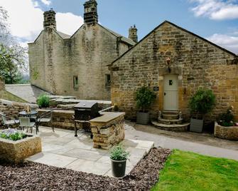 Nidderdale Idyllic Cottage Aonb Summerbridge Harrogate Sleeps 4 - Harrogate - Patio