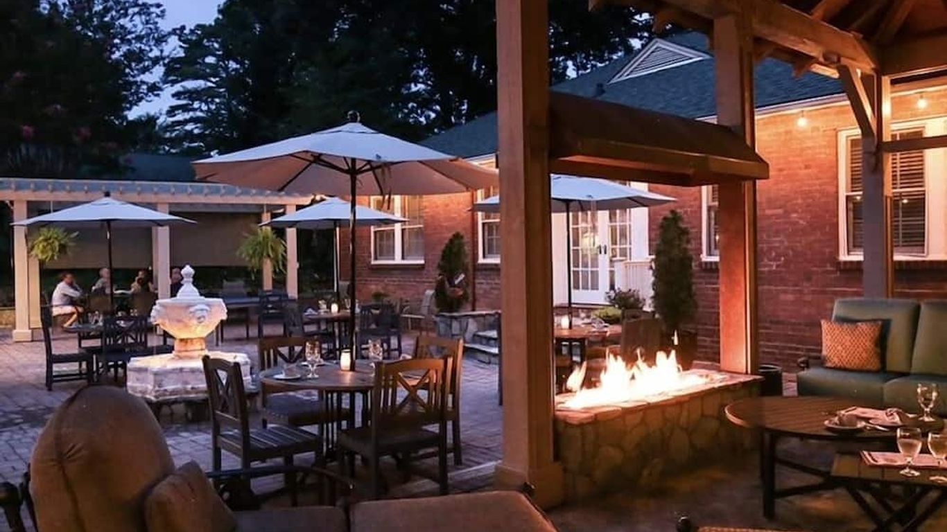 The Monte Vista Hotel