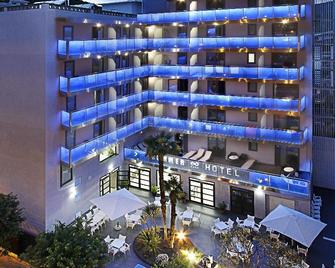 Summer Hotel - Calella - Building