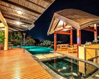 Casa Rosen Villa in Nacascolo - Culebra - Alberca