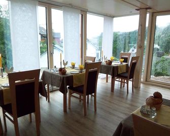 Wohlfühlgästehaus Eva-Maria Schätzle - Schonach im Schwarzwald - Restaurant