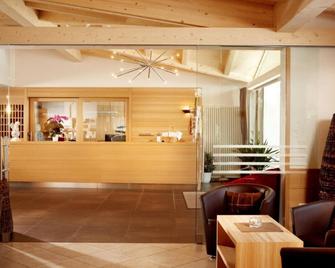 Hotel Pinei - Ortisei - Front desk