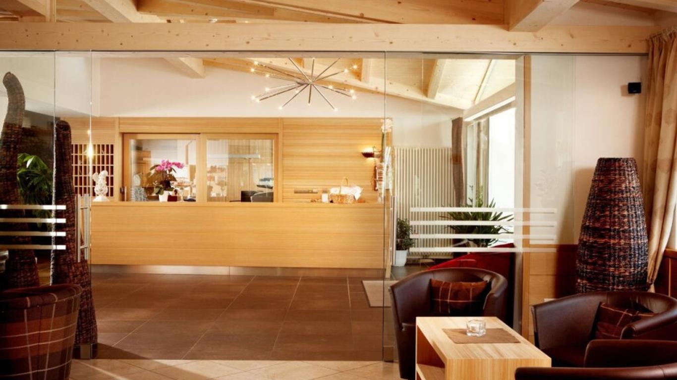 Hotel Pinei