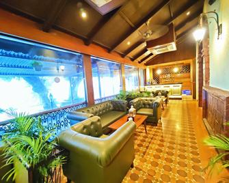 Regenta MPG Club - Mahabaleshwar - Bar