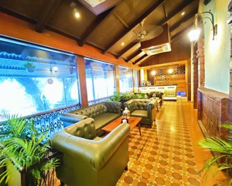 Regenta MPG Club - Mahabaleshwar - Bar