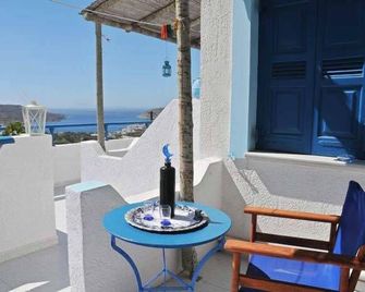 Castelopetra - Katapola - Balcon