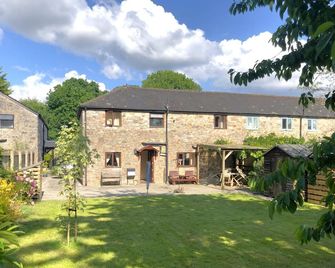 The Linney - Newton Abbot - Building