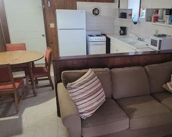 Stand alone cabin, sanitized, full kitchen. - Cadiz - Restaurante