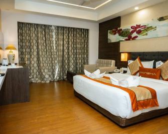 Hotel Mansha Regency - Port Blair - Bedroom