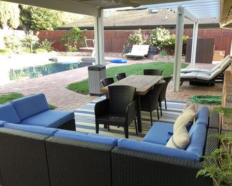 Relaxing retreat in the heart of Yuba City--crossroads of Northern California - Yuba City - Patio