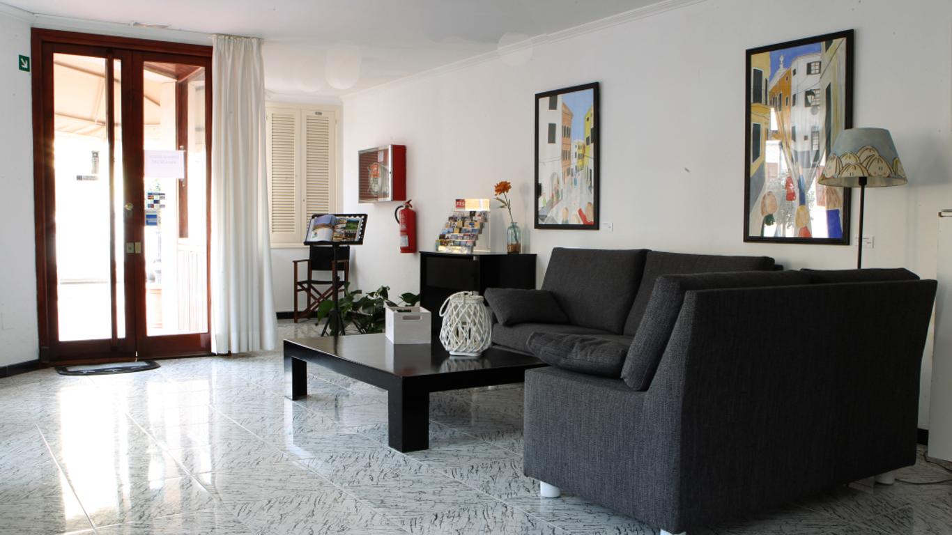 Balear Hotel