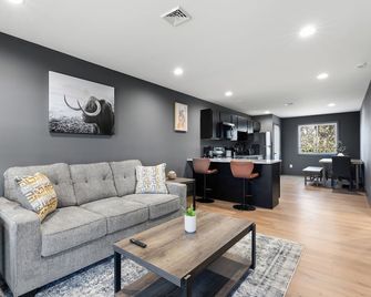 Central 2bd Apartment - Festus