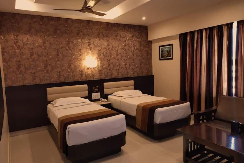 Hotel Deepam - Tiruchirappalli - Bedroom