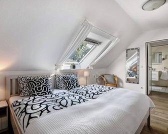 Ferienwohnung Marita Carstensen - Immenstedt - Bedroom