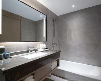 Borrman Hotel Golden Crown Liuzhou Wuxing Pedestrian Street - Liuzhou - Sala de estar