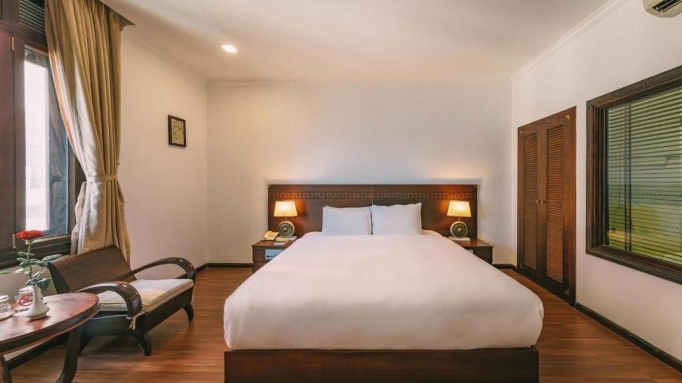 Chu Hotel