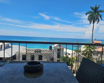 Caribic House - Montego Bay - Balkon