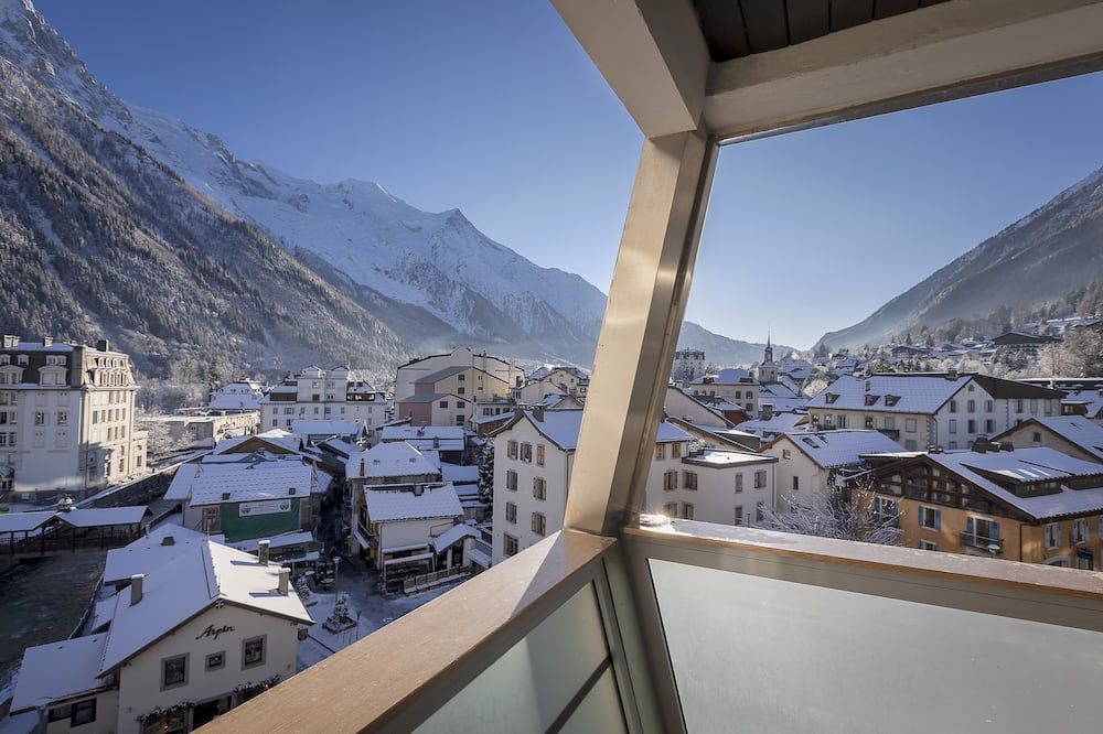 فندق ألبينا إكليكتيك