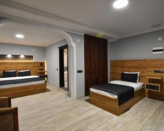 Sandal Otel - Yomra - Bedroom