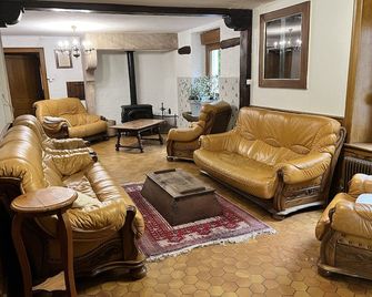 Ferme des Jonquilles 15p - billard, PS4, salle de sport - Gérardmer - Living room