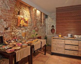 Logis Hôtel - Les Pasteliers - Lavaur - Restaurant