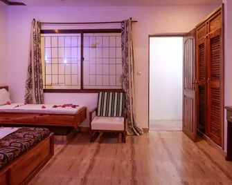 Spacious triple room no2 in nungwi near beach - Nungwi - Habitación