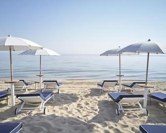 Masseria Torre Maizza - Fasano - Пляж