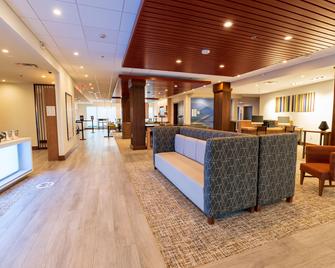 Holiday Inn Express & Suites Dayton East - Beavercreek - Beavercreek - Recepción