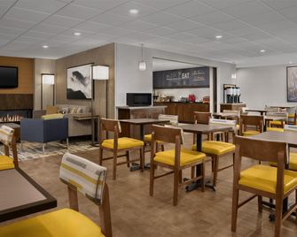 هامبتون إن آند سويتس دنفر تك سنتر - دنفر (كولورادو) - مطعم